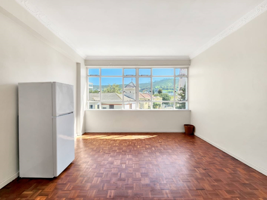 2 Bedroom Property for Sale in Gardens Western Cape